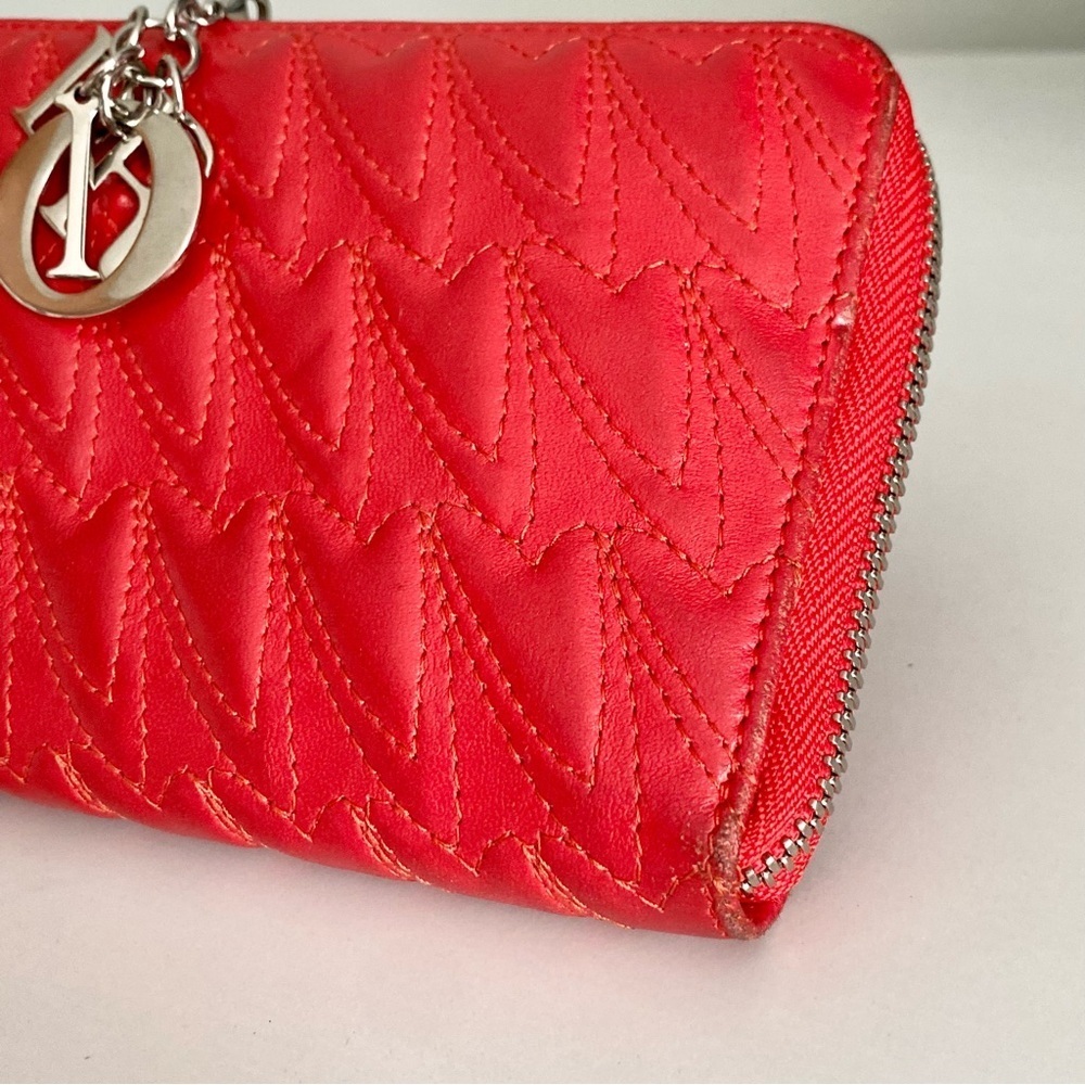 Christian Dior Voyageur Red Leather Wallet - Picture 4 of 11